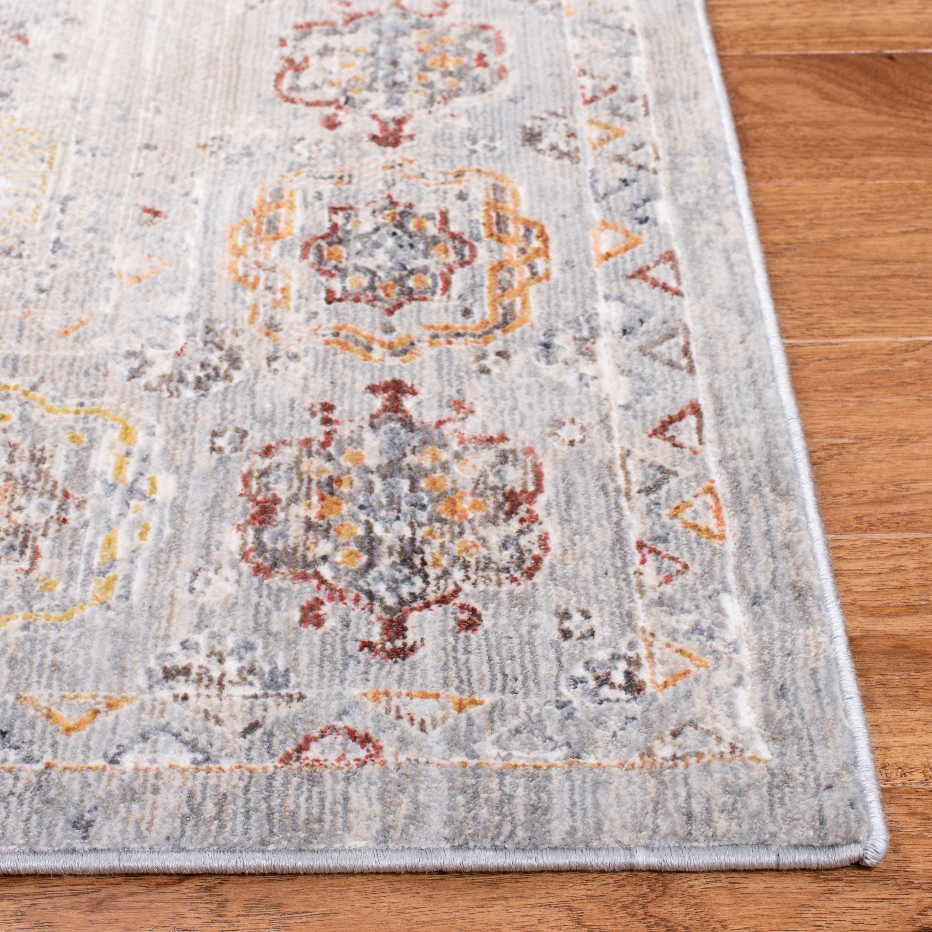 Safavieh History Stanice Oriental Area Rug, Light Gray/Gold, 6'7" x 6'7" Square