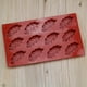 thumbnail image 5 of Monstrate Molde de silicona con forma de hoja de 12 rejillas, portátil, DIY, reemplazo vivo e inodoro, molde para hornear pasteles y Herramientas y accesorios para hornear, 5 of 6