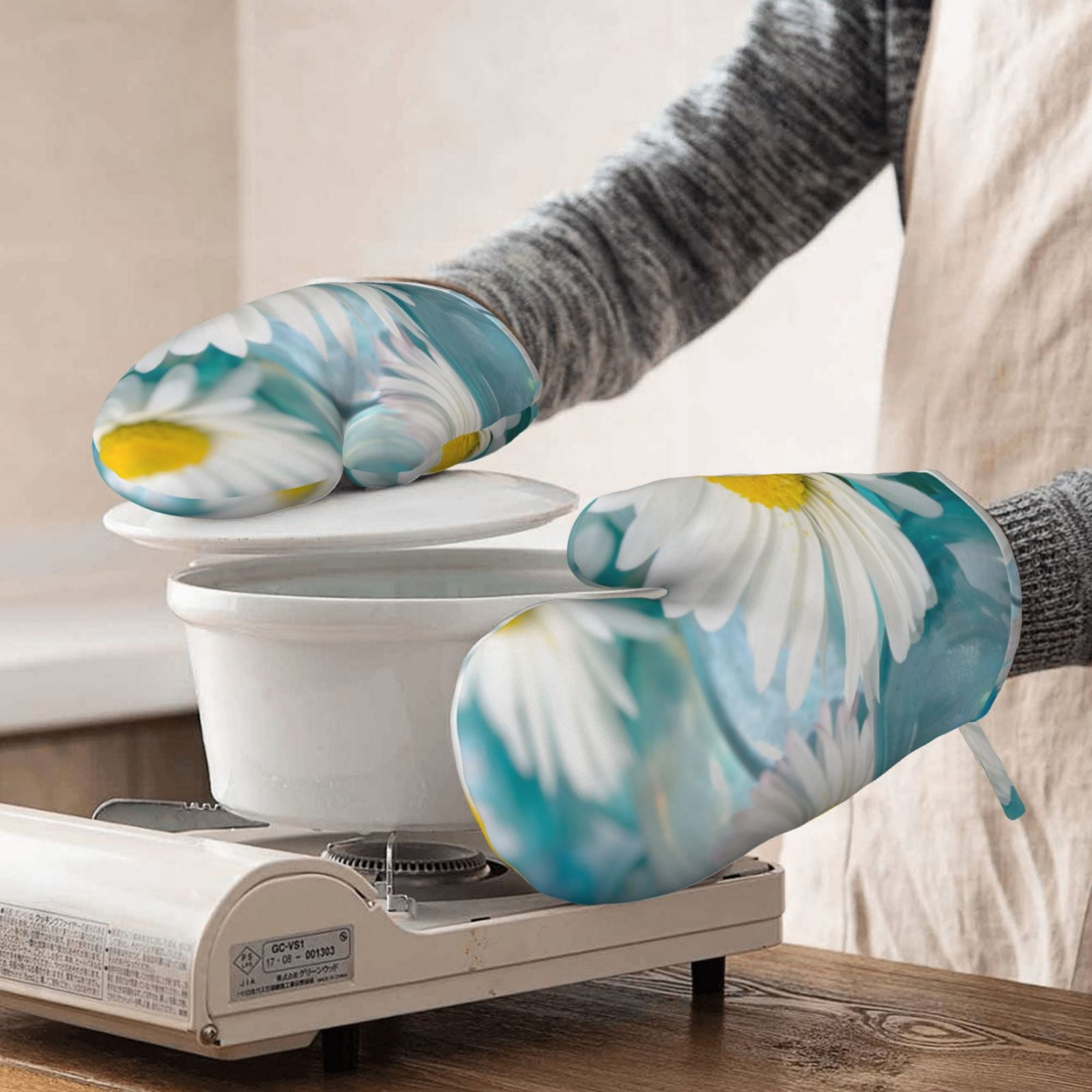 Hirioo Daisy Flowers for Silicone Oven Mitts for BBQ, Baking, Cooking, Set of 2, Heat Resistant 260℃, Non-Slip Kitchen Essentials