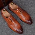 thumbnail image 4 of Zapatos formales de cuero para hombre, zapatos de vestir de negocios, Oxfords rojos geométricos para hombre, zapatos planos informales para fiesta y boda, 4 of 4