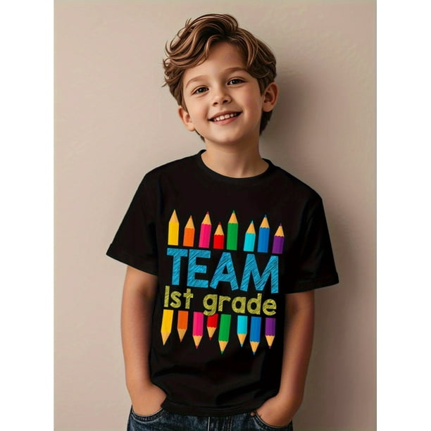 Youngsters' 1st Grade Teacher & Students Funny Graphic T-Shirt - Colorful Pencils Design, Breathable Summer Casual Streetwear Tee for Boys & Girls, Perfect for School Events & Casual Atti