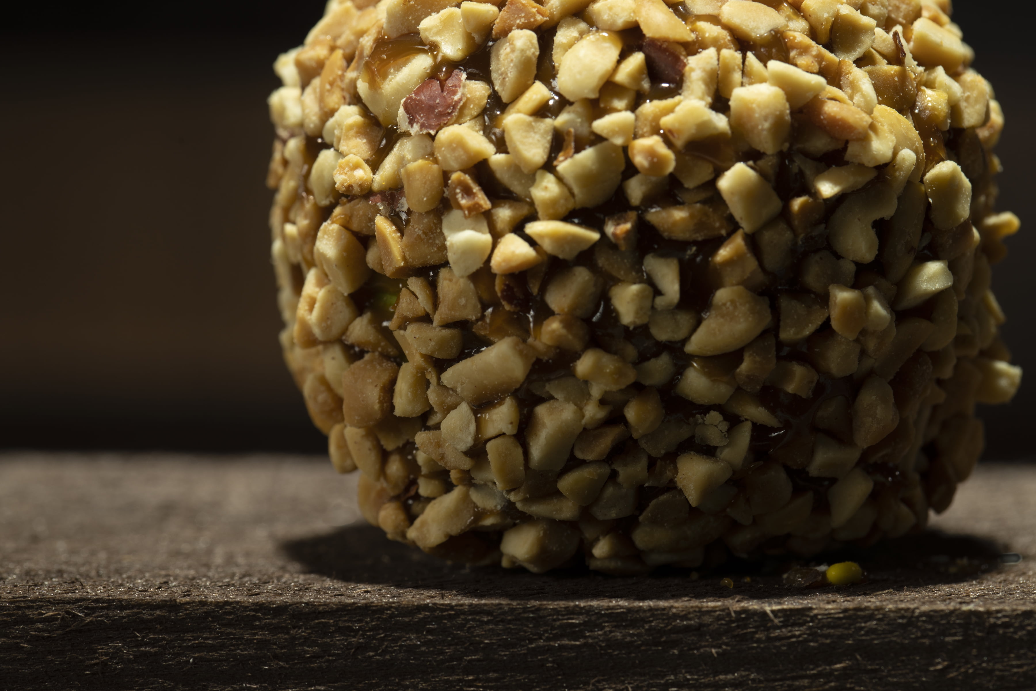 Fresh Caramel Apples with Nuts, 3 Pack