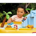 thumbnail image 4 of Table d’eau Little Tikes Island Wavemaker avec cinq aires de jeu uniques et accessoires, 4 of 8