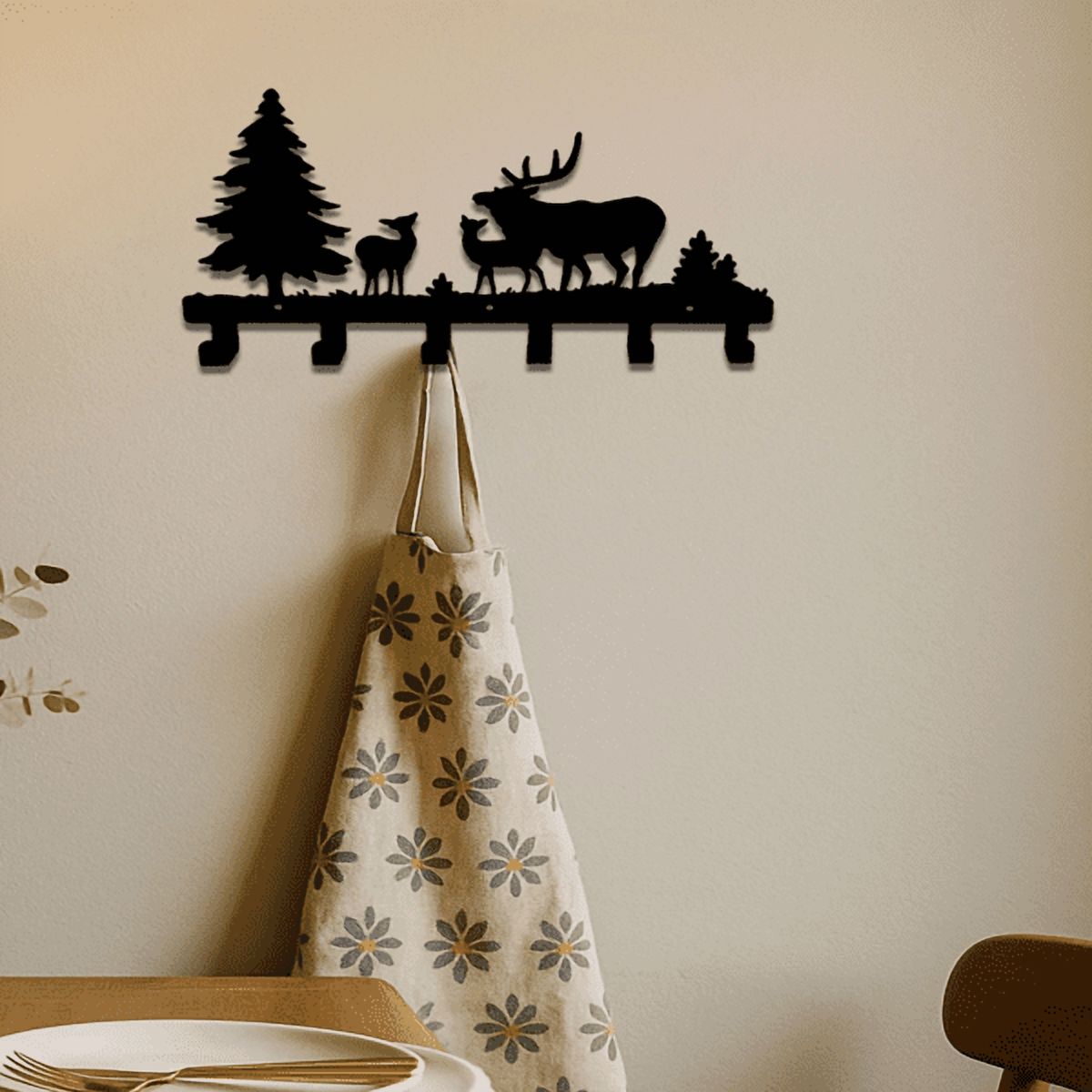 Farmhouse Rustic Animal Coat Hook Rack, Wall-Mounted Tree Branch Design with Black Puppy, Bear & Deer Hooks, Cute Towel & Jacket Hanger for Bathroo