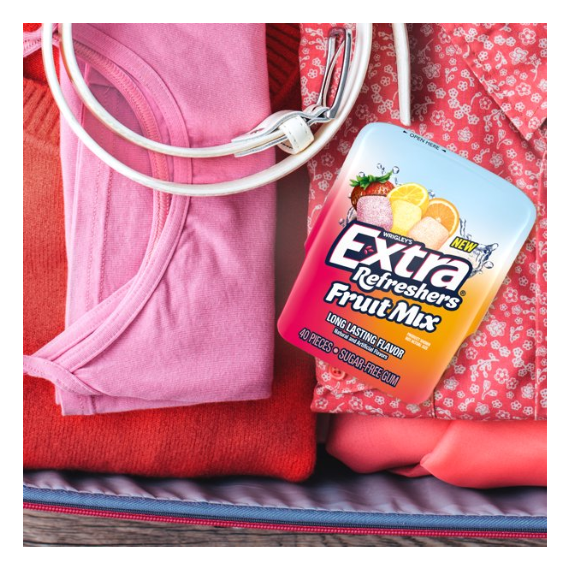 EXTRA Refreshers FRUIT MIX Sugar Free Chewing Gum Bulk, 40 Pieces Per Gum Bottle 160 Pieces Total (Pack of 4)