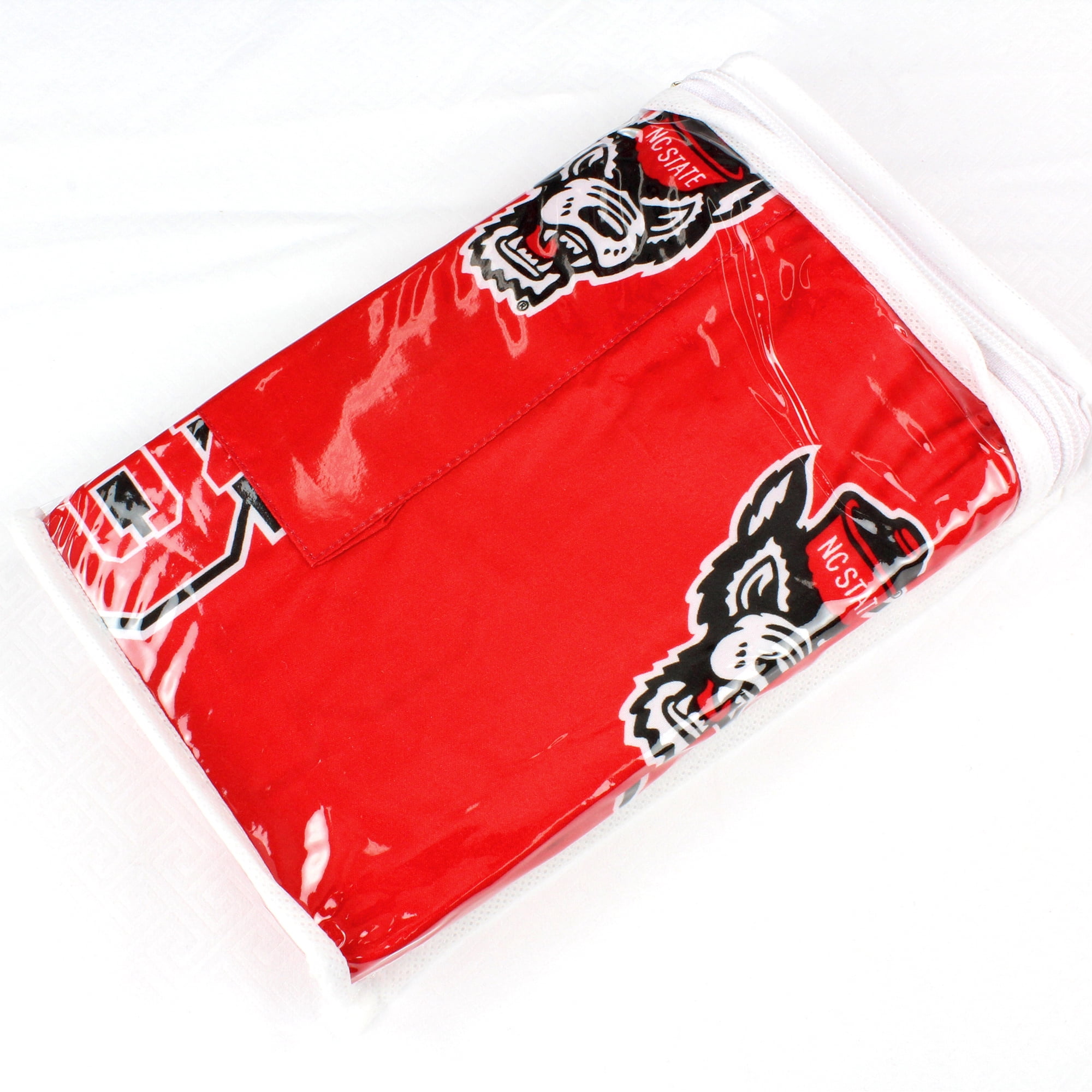 North Carolina State Wolfpack Tailgating or Grilling Apron With 9" Pocket, Fully Adjustable