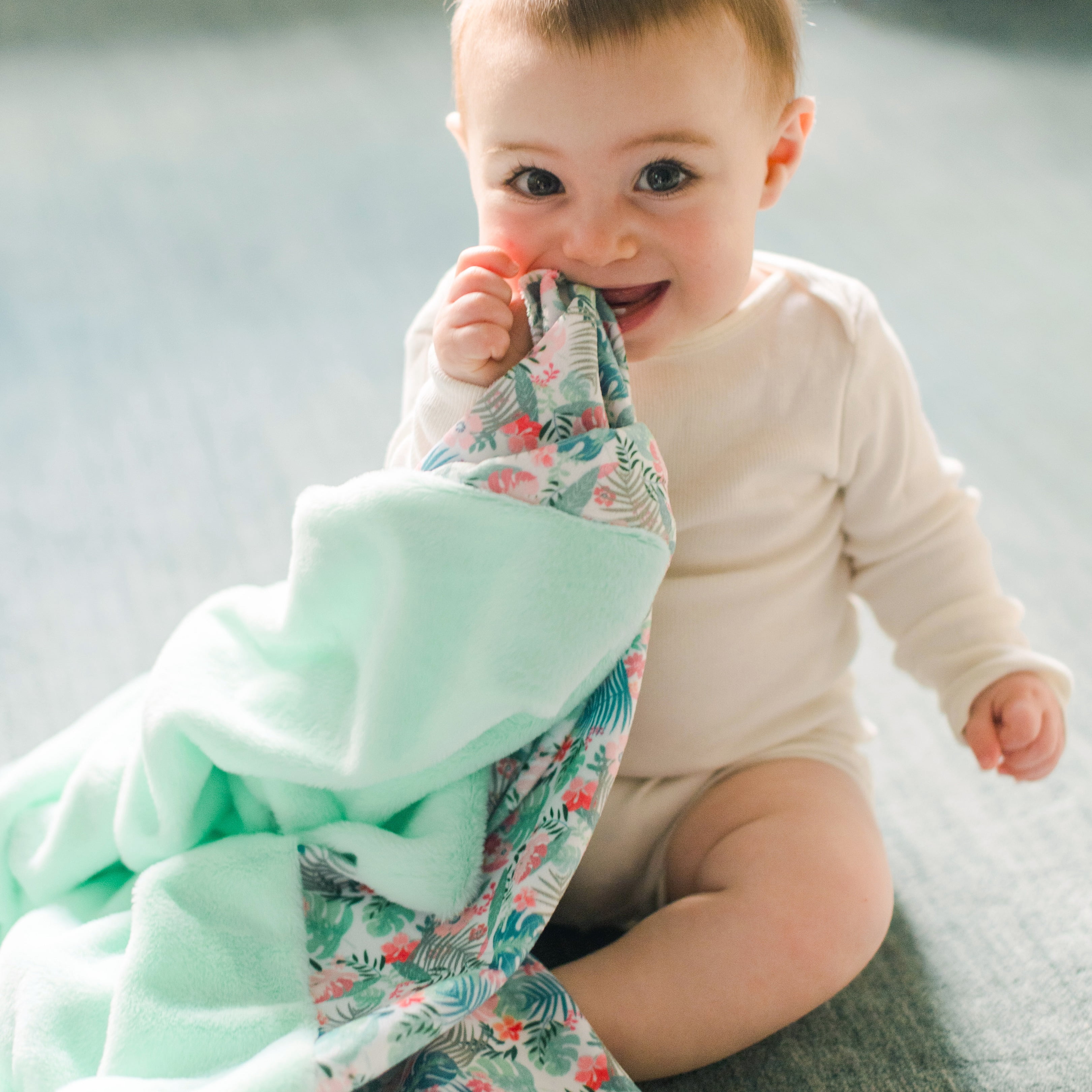 Animal Adventure® | Little Daydreamers™ | Enchanted Forest Floral Collection | 3-Piece Baby Gift Seteer Unkie, Floral Print Blanket