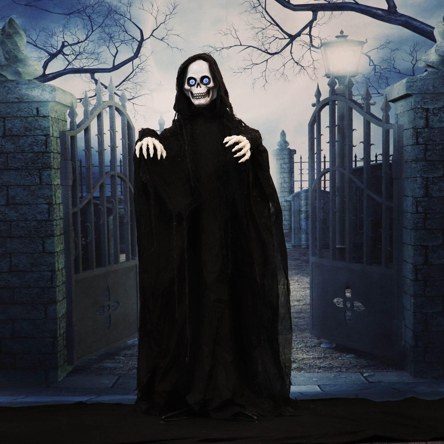 Haunted Hill Farm 5-Ft. Shakey the Animated Reaching Reaper, Indoor or  Covered Outdoor Halloween Decoration