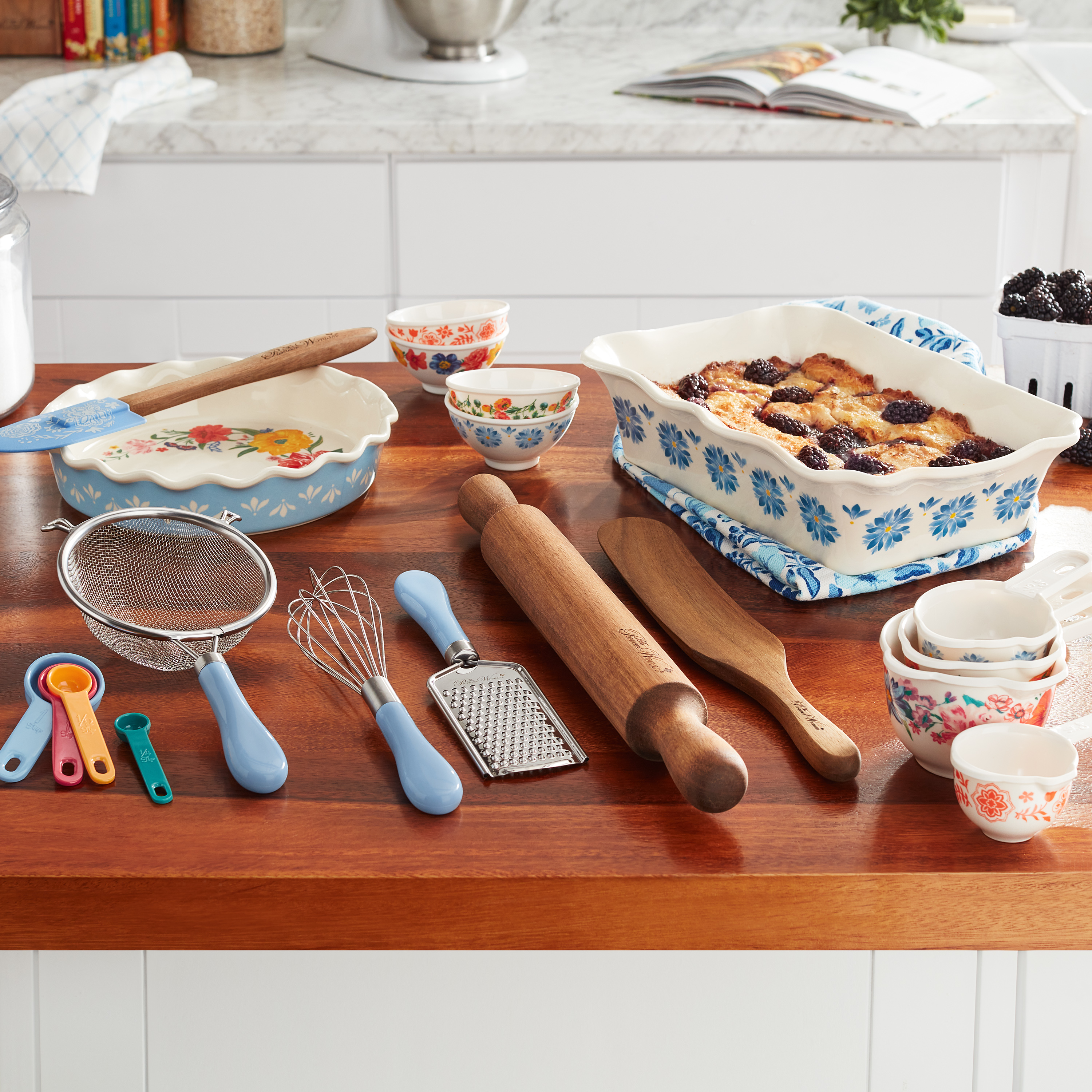 The Pioneer Woman Brilliant Blooms 20-Piece Blue Bake & Prep Set with Baking Dish & Measuring Cups - image 2 of 13