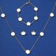 thumbnail image 5 of Conjunto de tres piezas de pendientes y pulsera de trébol de cinco hojas con flor de cinco pétalos de la suerte para mujer, accesorios elegantes, joyería de fiesta, 5 of 5