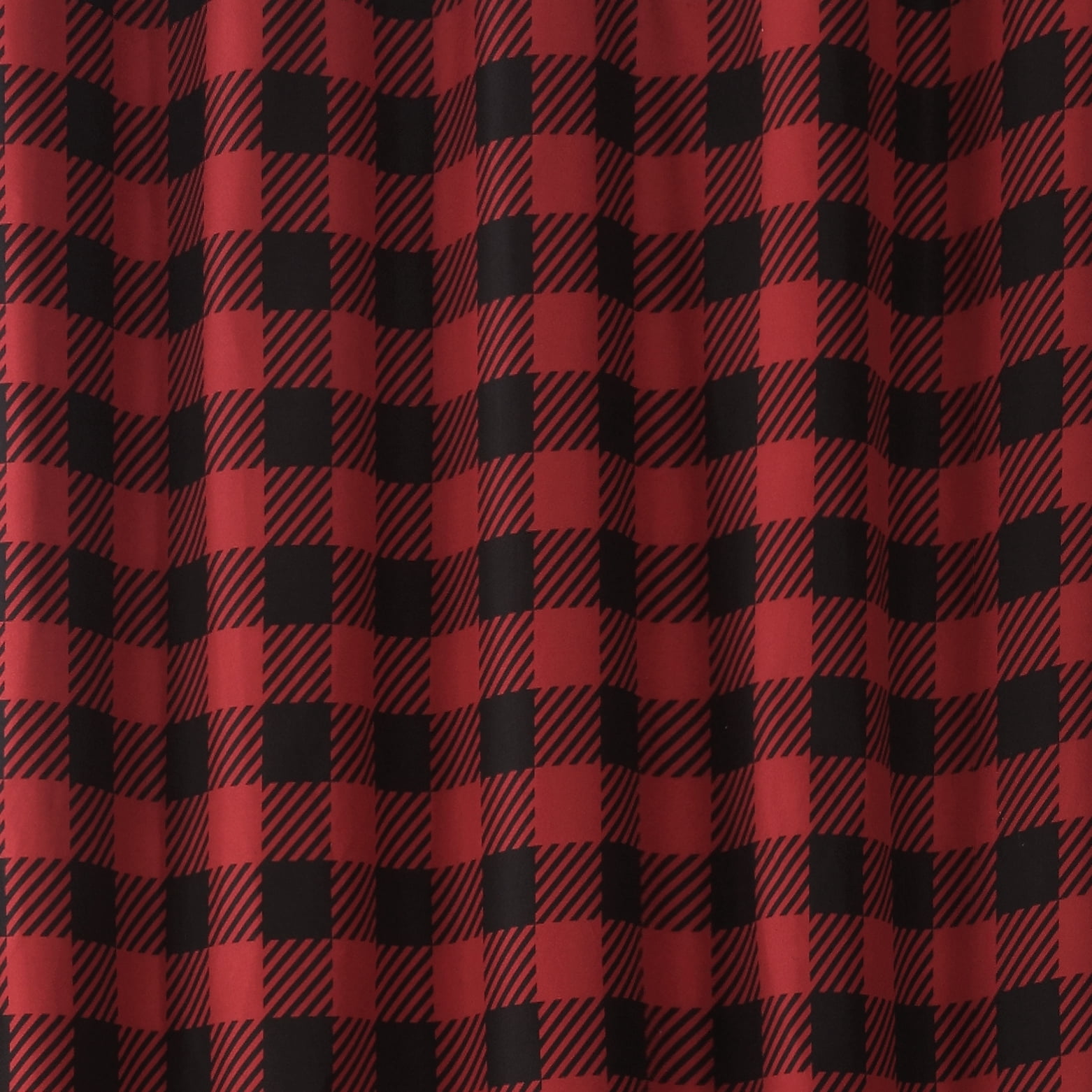 Harper Lane Cabi Plaid Black/Red Plaid Microfiber 13-piece Shower Curtain Set