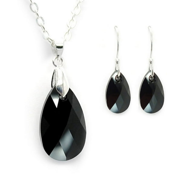 Juego de aretes y cadena ZVEZDA plata mexicana ley .925 negro