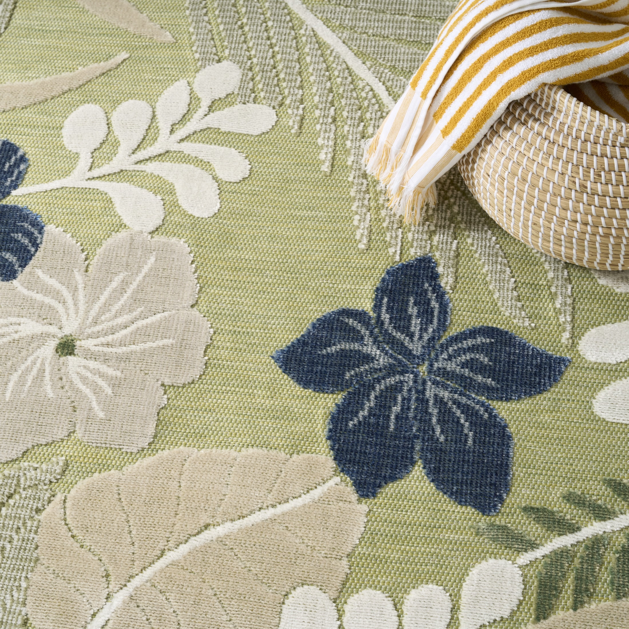 Nourison Suncoast 9' x 12' Green Blue Tropical Rug