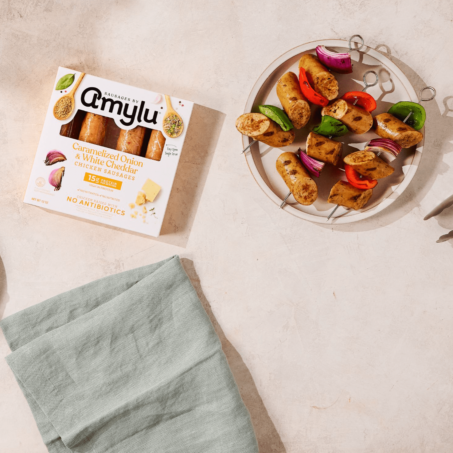 Amylu Foods Caramelized Onion & White Cheddar Chicken Sausages, 12oz, 4 Count, Refrigerated