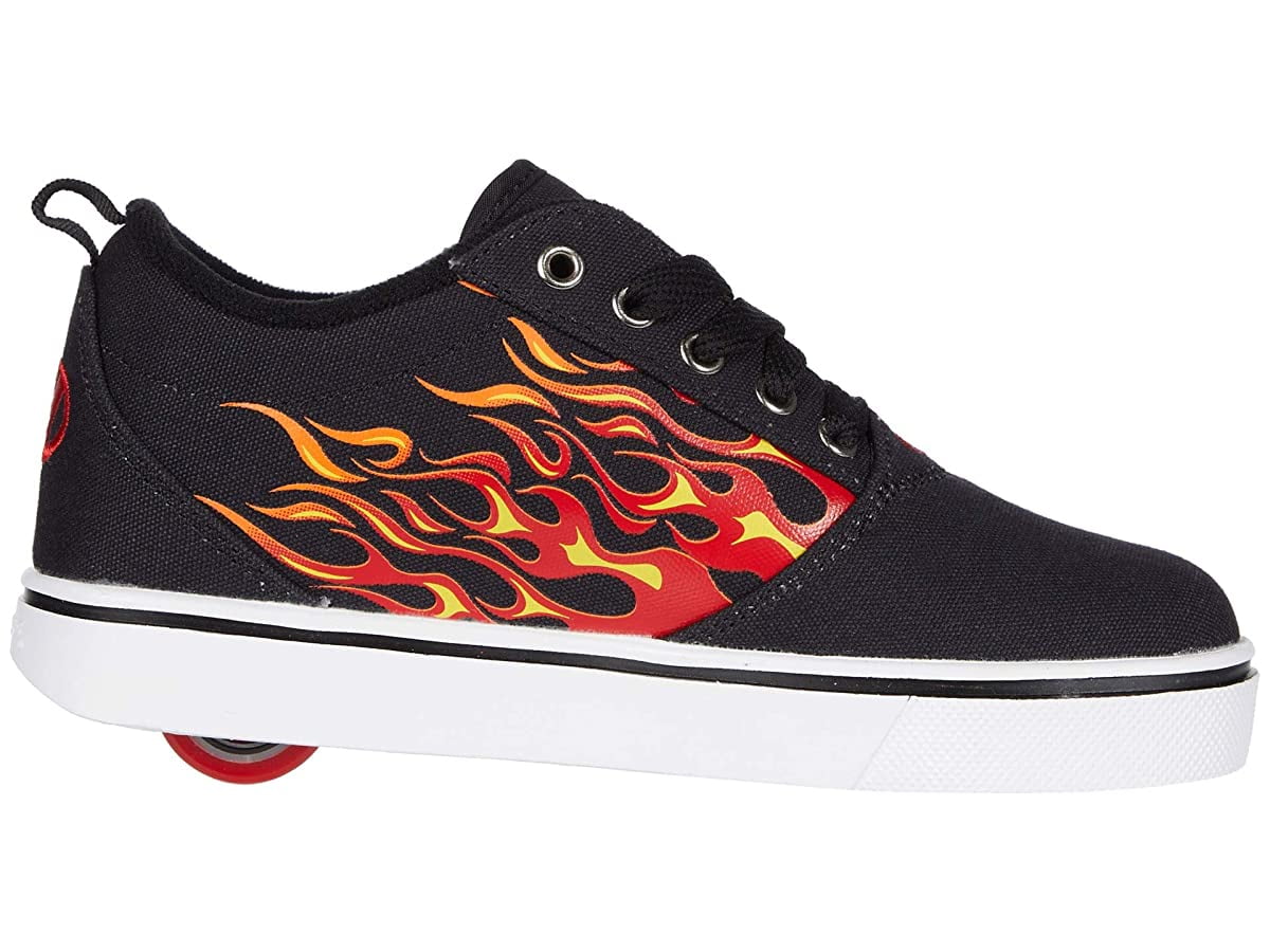 New Heelys Gr8 Pro Flames Wheels Skating Boys Shoes Black/Red Flames HE100454 