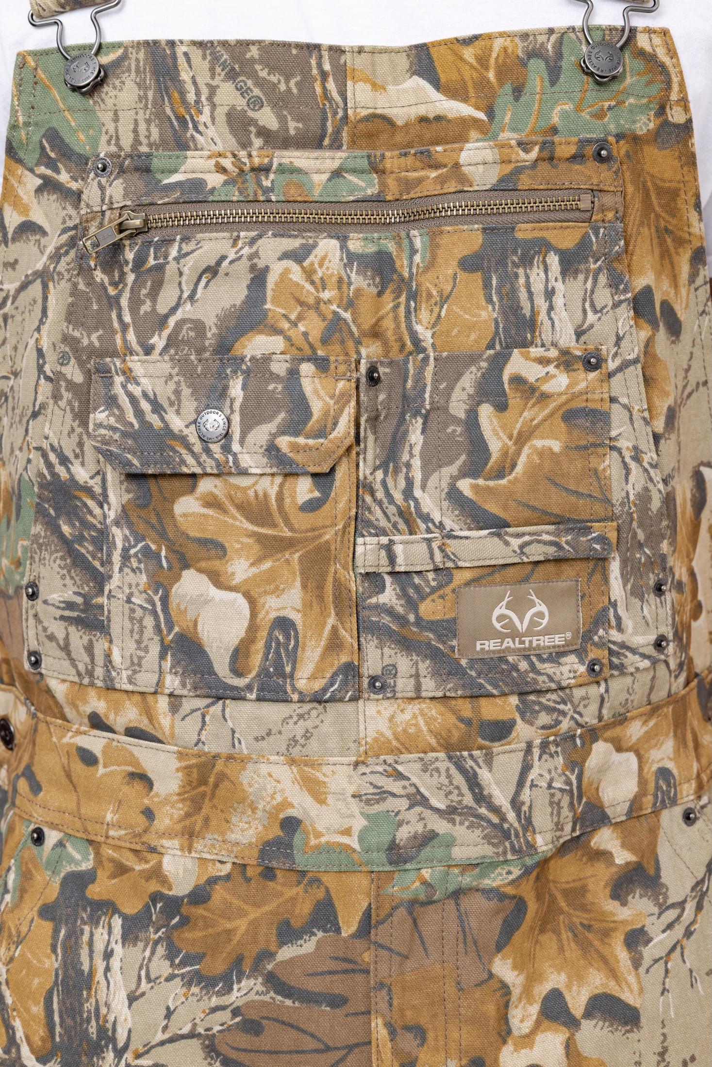 Realtree Men's Camo Hunting Cotton Bib Overalls, All-season Uninsulated Camouflage Bib Overalls for Outdoor Activities | Size L