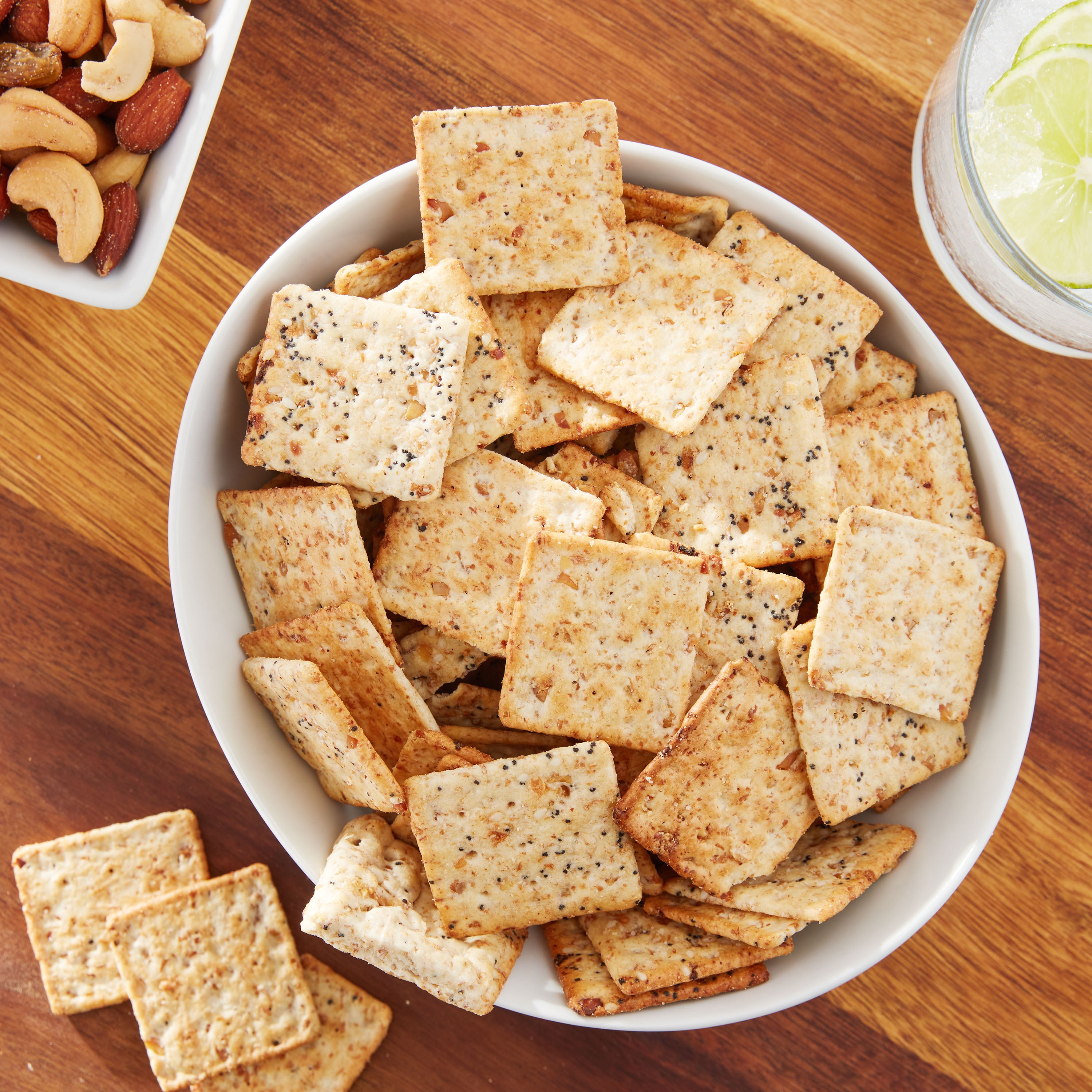 Great Value Everything Seasoned, Crunchy Snack Crackers, 7 oz