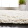 thumbnail image 4 of Safavieh Flokati Gisselle Solid Wool Shag Area Rug, Ivory, 6' x 9', 4 of 11