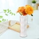 thumbnail image 1 of Jarrón decorativo de plástico para flores | Diseño geométrico moderno | Acabado imitación ratán y porcelana | Decoración versátil para el hogar y la oficina | 19 cm de alto, 1 of 6