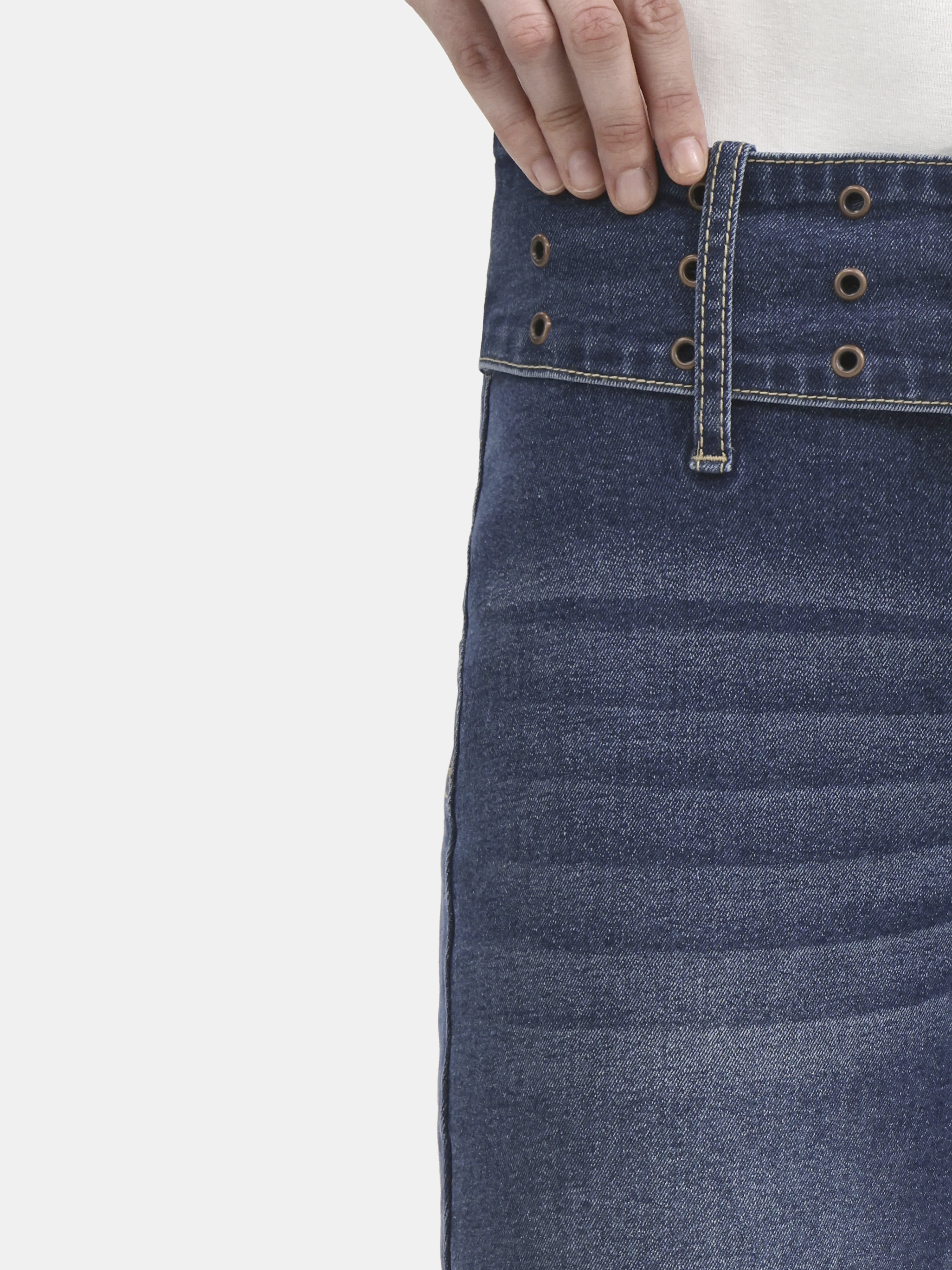 Madden NYC Women's Grommet Bootcut Jeans, 32" Inseam, Sizes 00-18