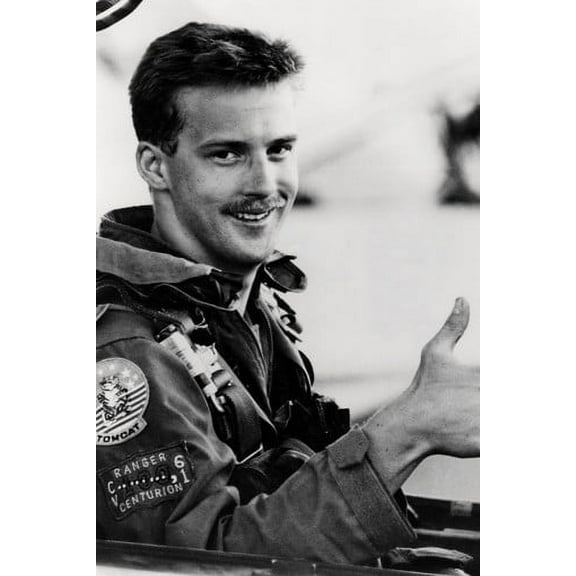 Anthony Edwards Top Gun In Flying Suit As Goose 24x36 Poster