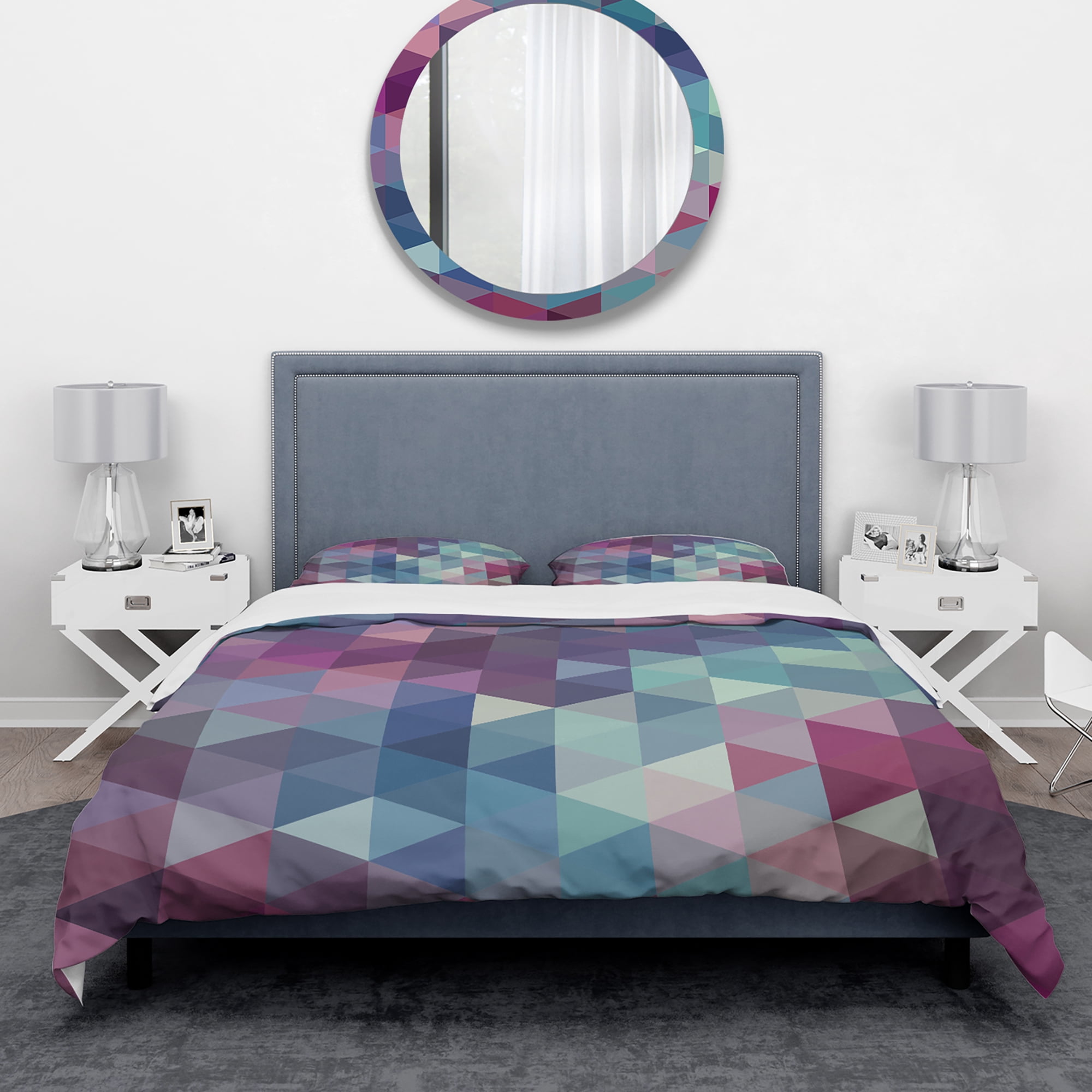Designart 'Triangular Geometry in Shades of Blue and Magenta' Modern & Contemporary Duvet Cover Set