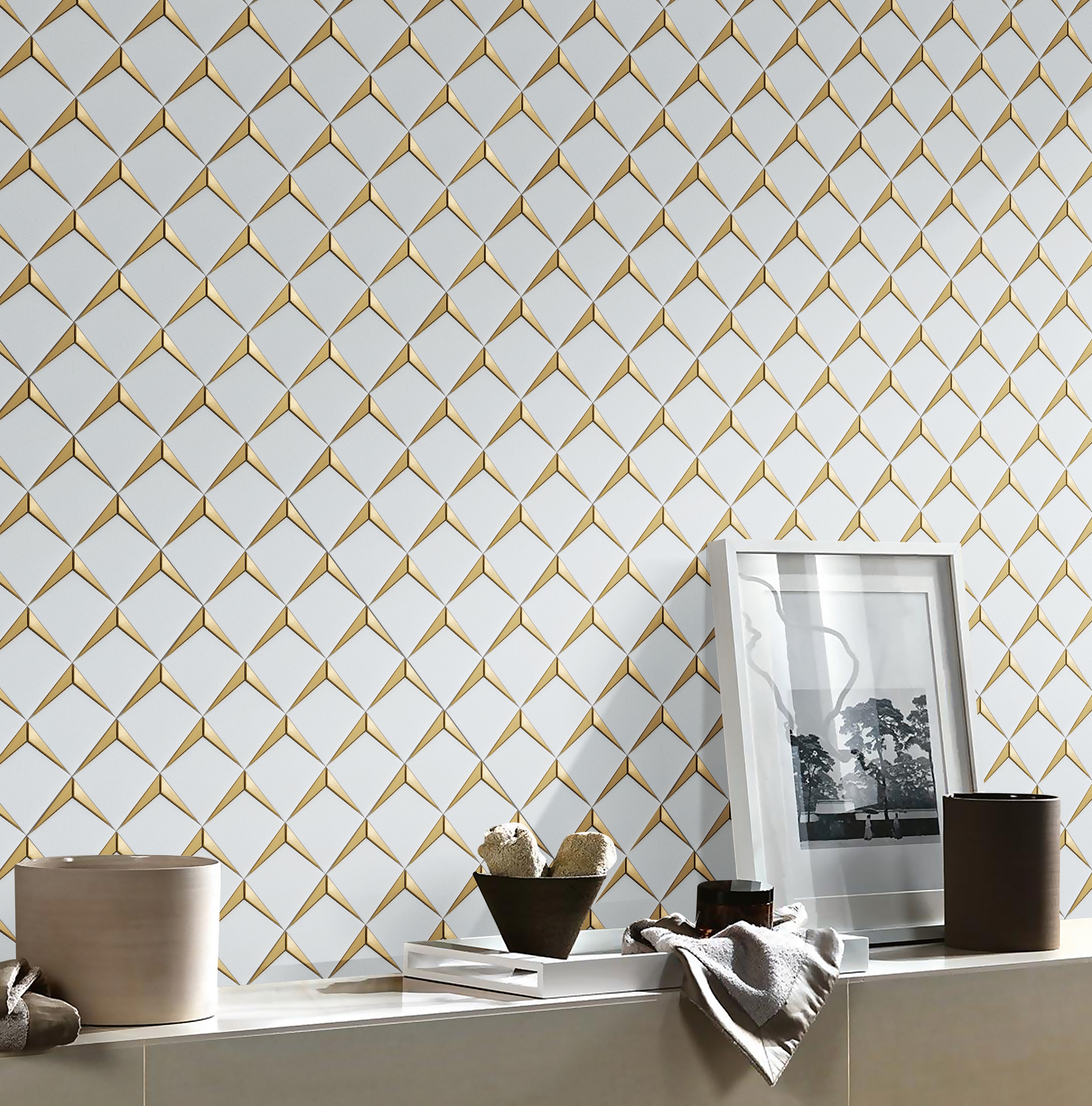 Thassos White Kite Shape With Gold Metal Mosaic Tile - Case (10 Sheets)