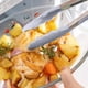 thumbnail image 4 of Juego de 2 piezas de silicona para utensilios de cocina, utensilios de cocina resistentes al calor con mango de madera, utensilio de cocina antiadherente, 4 of 5