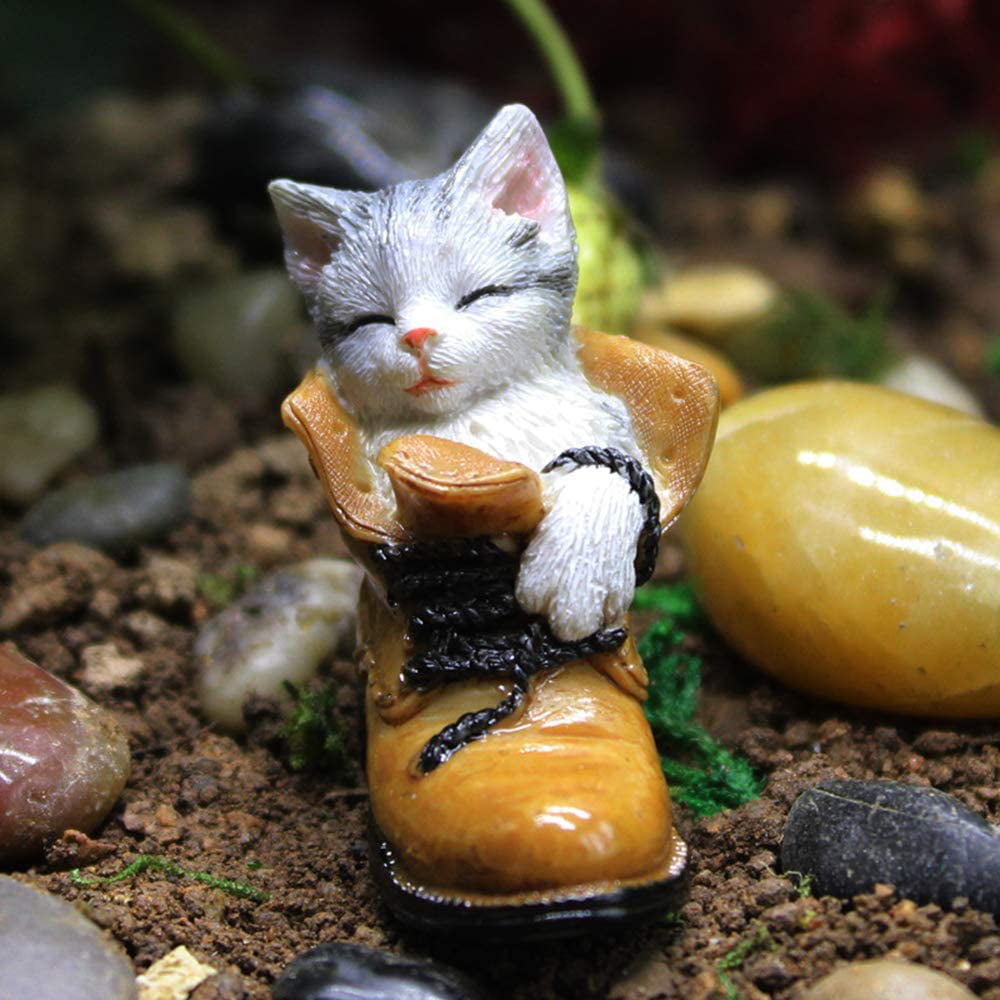 1 Set Playing Cat Figurine Miniature Lifelike Kitten Mini Fairy Garden Car Decor 