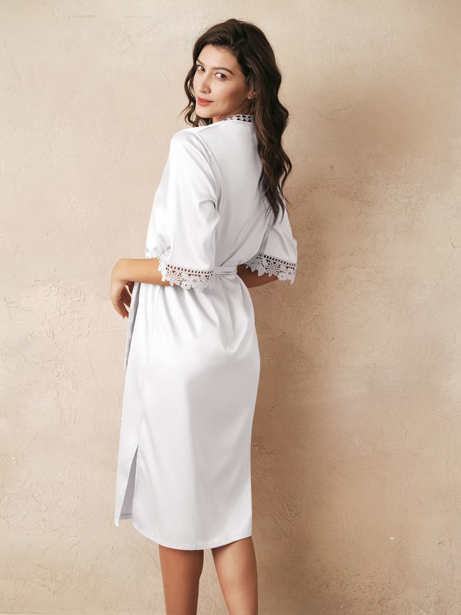AW BRIDAL Women's Satin Kimono Robes Bridesmaid Robes Bridal Lace Robes Wedding Party Robes Lingerie Sleepwear, White M