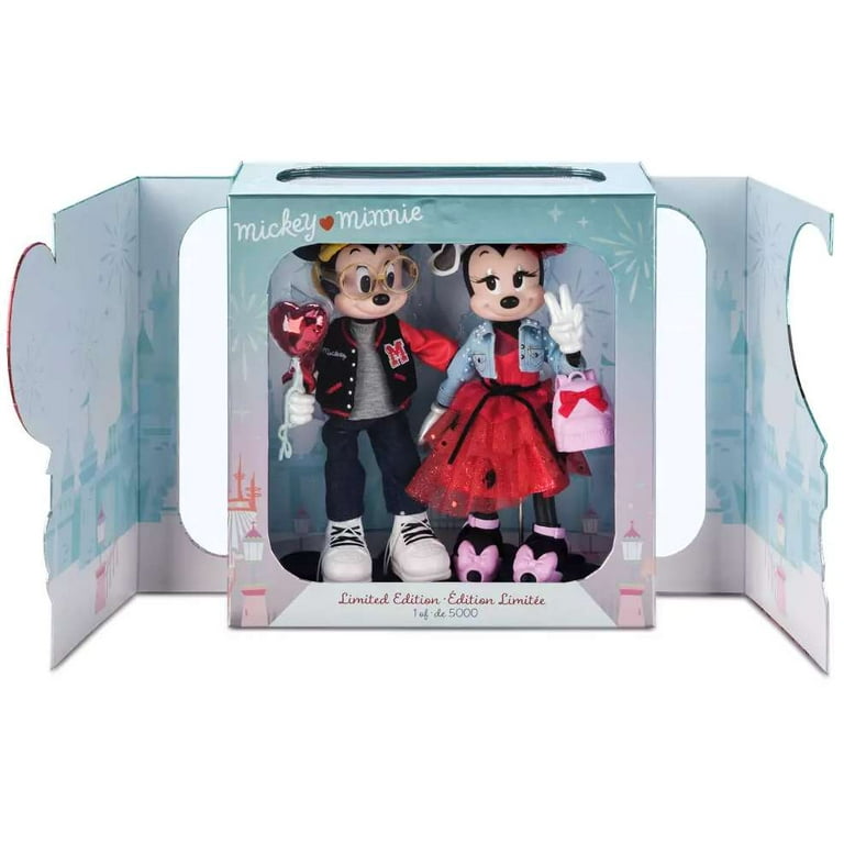Disney 2022 Mickey and Minnie Limited Edition Valentine's Day Doll