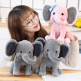thumbnail image 4 of Éléphant en Peluche Rose, 4 of 4