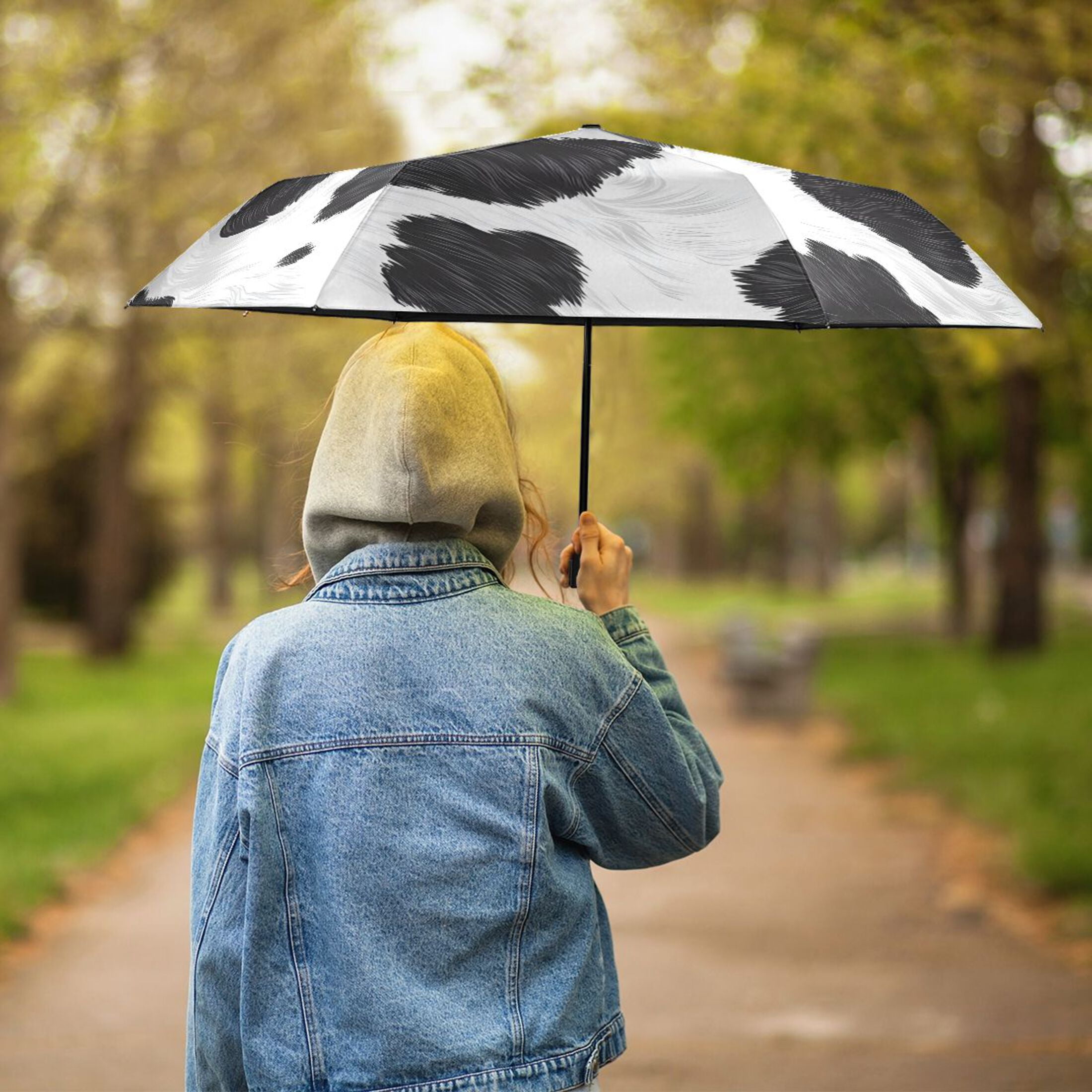 ALAZA Cow Print UPF 50+ Compact Folding Umbrella for Rain Travel Umbrella Packable
