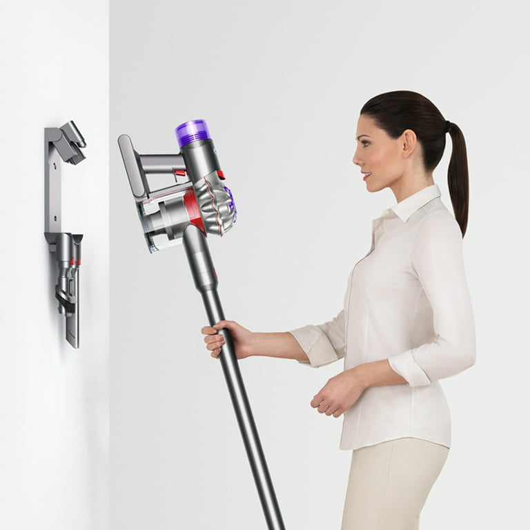 Dyson V8 Review – Is it Worth it in {year}? - Vacuum Wars