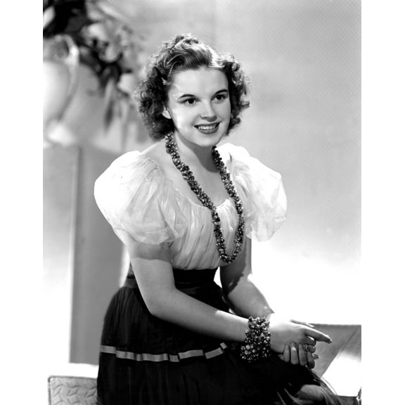 Judy Garland Portrait Photo Print (8 x 10)