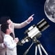 thumbnail image 4 of Telescopio Astronómico Btafrte F30070M Trípode Corto Espejo Inverso Con Visor Regalo Cumpleaños, 4 of 9