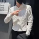 thumbnail image 2 of Ropa Camisa y blusa de hombre con estampado floral blanco, blusa lisa para hombre, top gráfico ajustado, estilo hipster, estilo coreano, elegante, normal, 2 of 5