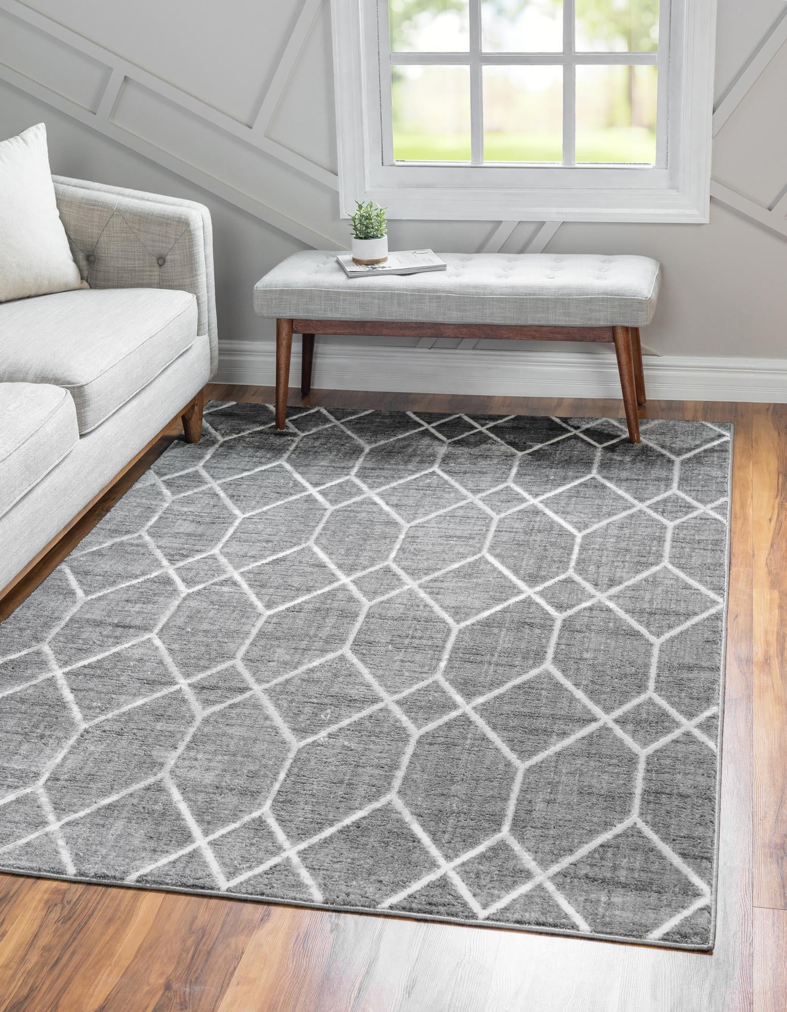 7' x 10' Gray Low-Pile Rug Perfect for Living Rooms Large Dining Rooms Open Floorplans Rugs.com Lattice Trellis Collection Rug