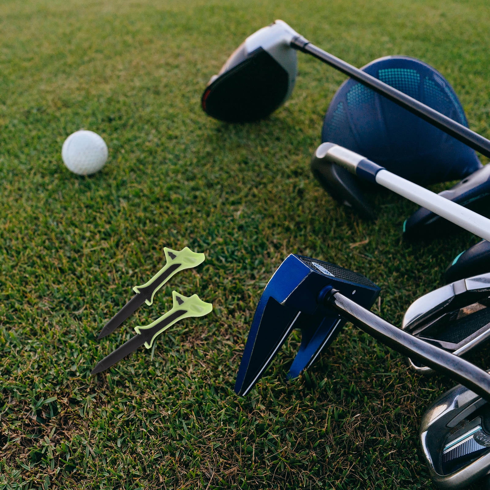 OUNONA 10- Plastic Golf Tees for Beginners, Outdoor Golf Practice Accessories for Training
