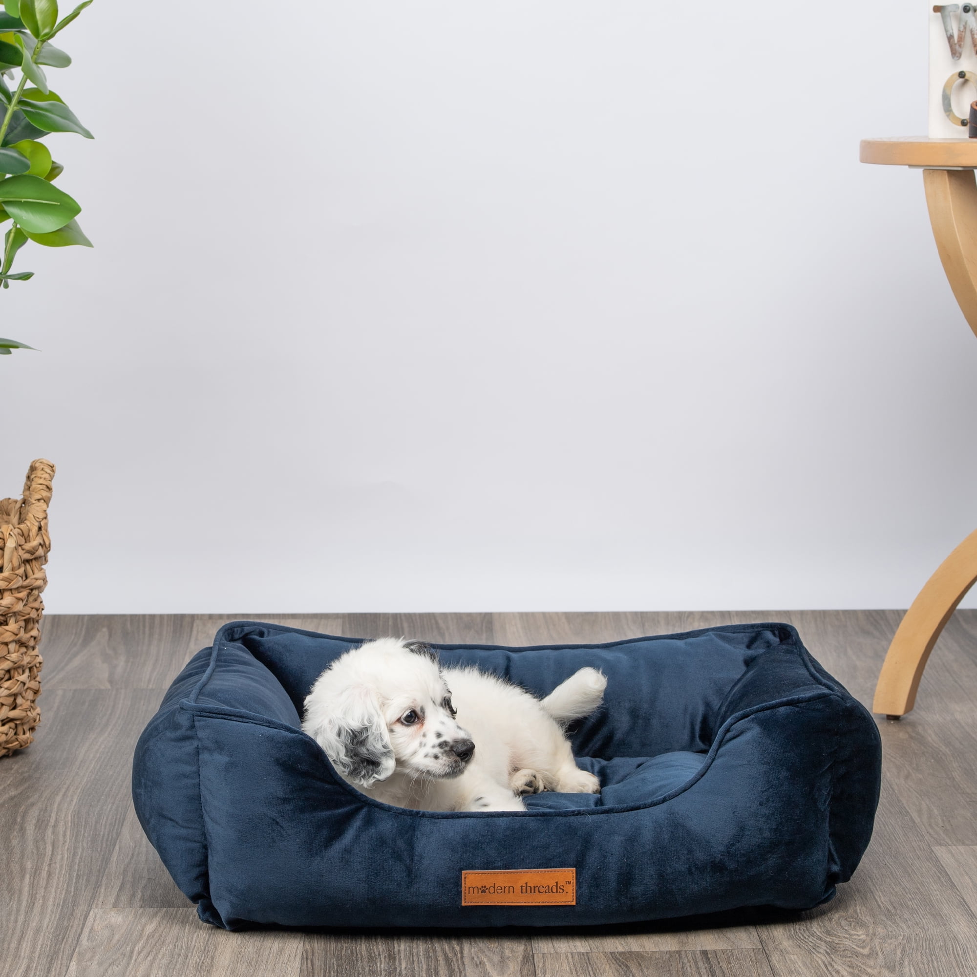 Modern Threads Medium Luxury Velvet Tufted-Style Dog Bed, Denim