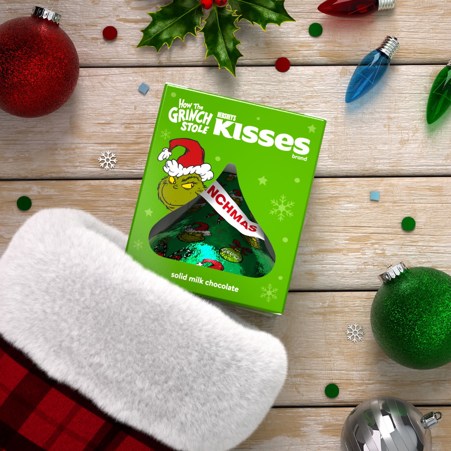 (4 pack) Hershey's Kisses Grinch Solid Milk Chocolate Christmas Candy Stocking Stuffers, Gift Box 1.45 oz