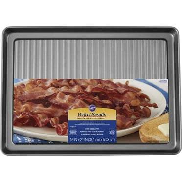 Wilton 2105-1707 Mega Oven Non-Stick Griddle Pan, 15 x 21 in.