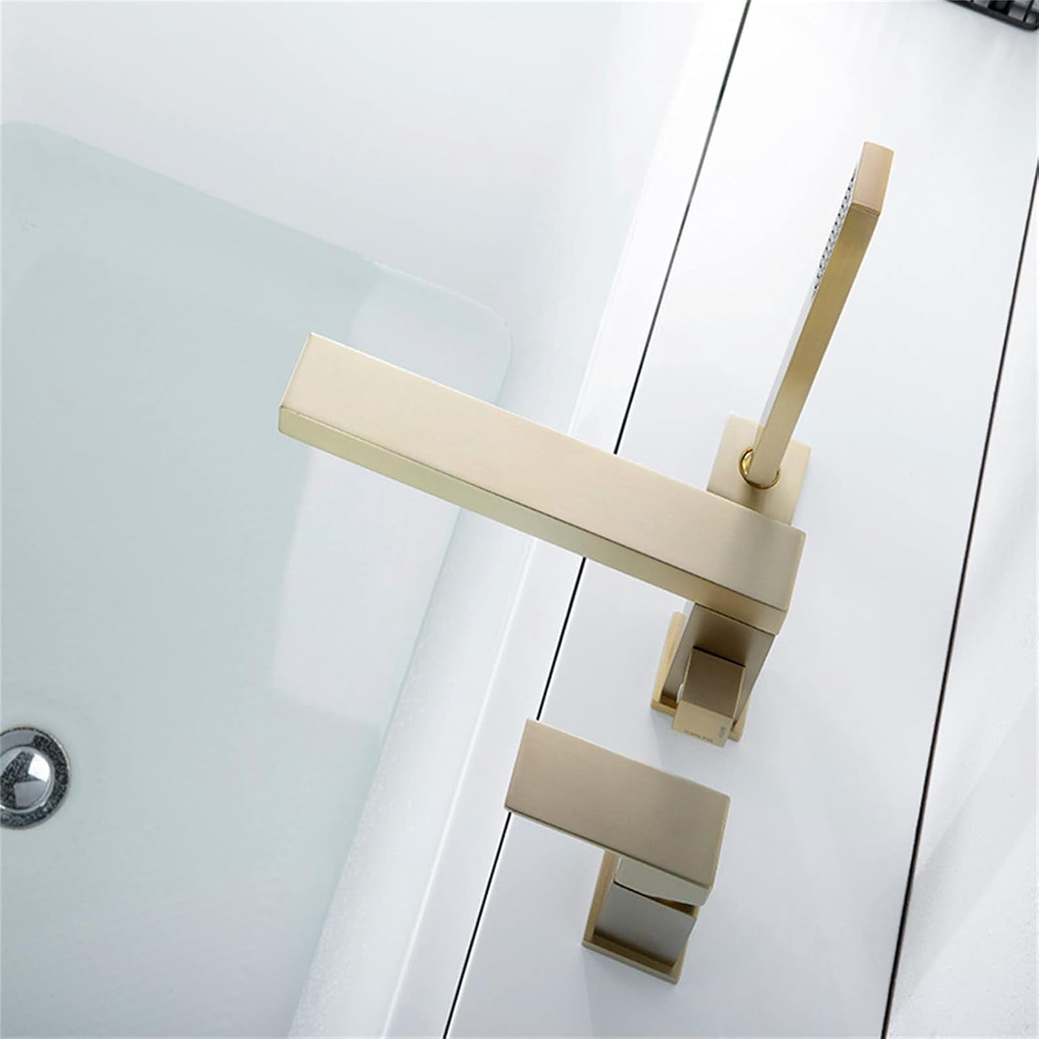 Bathtub Faucet, Deck Mounted Brass Shower Tub Faucet Hot and Cold Water Mixer Bath Faucet with Handheld Shower