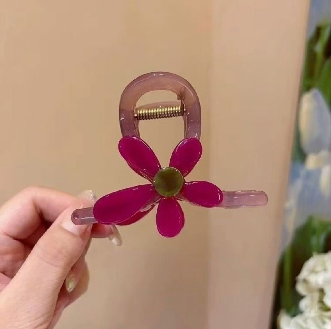 3-Pack Medium Sunflower-Shaped Shark Clips for Thick Hair - Elegant and Versatile Hair Accessories