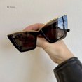 thumbnail image 4 of Gafas de sol de ojo de gato para mujer, lentes de gran tamaño a la moda, Color degradado, diseñador de marca, montura de Cateye semirmetálica, nuevas, 4 of 5