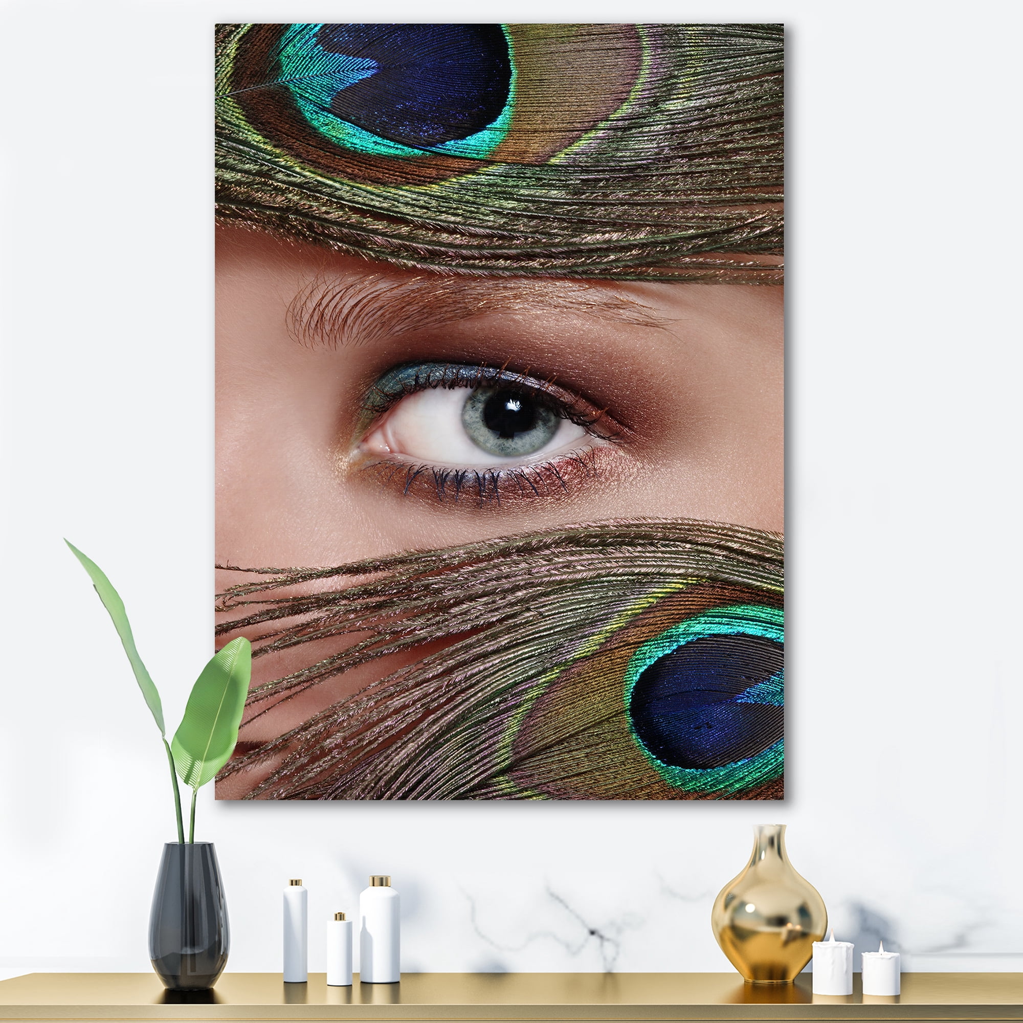 Designart ' Peacock Feathers and Eye ' Bohemian & Eclectic Canvas Wall Art Print