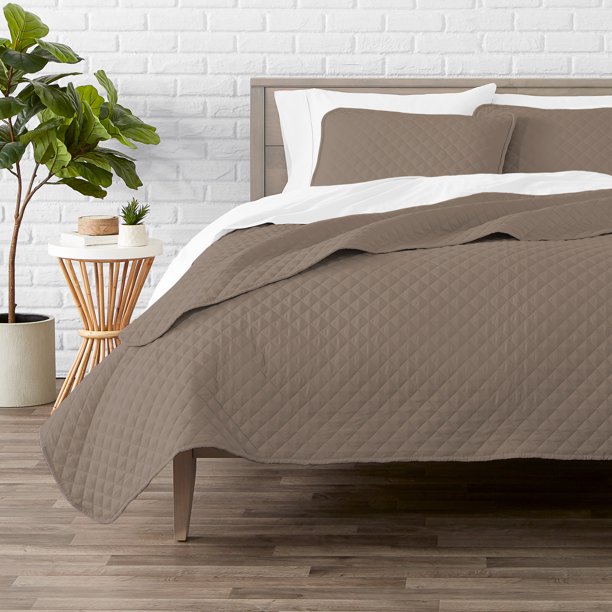 Bare Home Diamond Stitched 3 Piece Bedspread Coverlet Set (Full/Queen