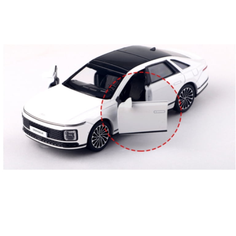 HYUNDAI Grandeur GN7 1:32 Diecast Model Car with Openable Doors