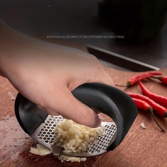 Heavy Duty Garlic Press, Stainless Steel Garlic Mincer and Crusher with Non-Slip Handle, Dishwasher Safe Garlic Tool for Kitchen Cooking and Meal Prep