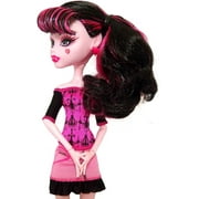 Monster High Scaris City of Frights Draculaura Doll